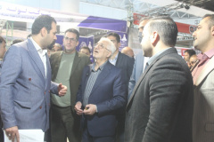 بازدید استاندار خراسان شمالی از غرفه جهاددانشگاهی خراسان شمالی در نمایشگاه هفته پژوهش