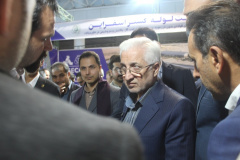 بازدید استاندار خراسان شمالی از غرفه جهاددانشگاهی خراسان شمالی در نمایشگاه هفته پژوهش