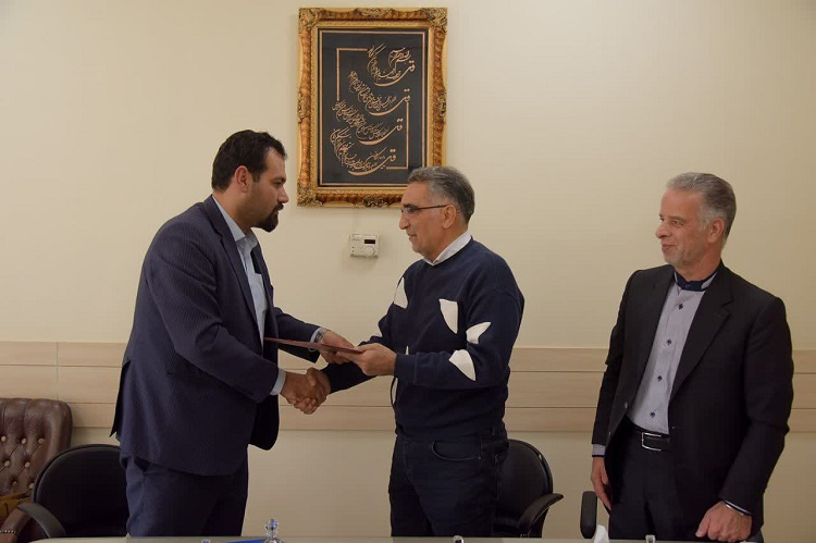 امضای تفاهم‌نامه همکاری میان جهاددانشگاهی خراسان شمالی و شرکت دانش‌بنیان «آرنارشد»